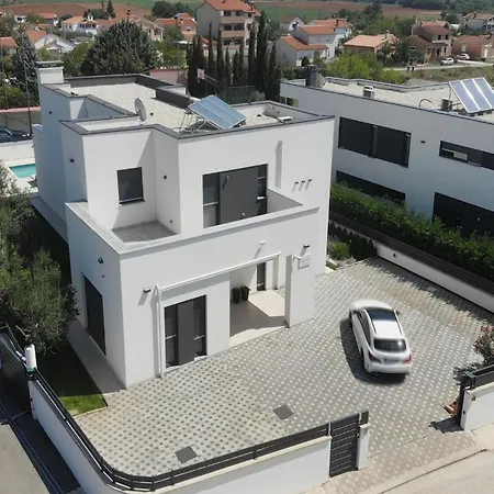 Unique 度假居 普拉